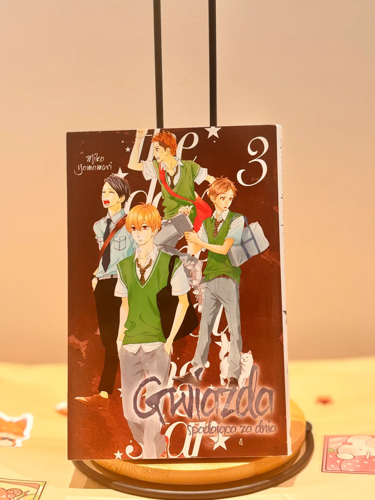 Zdjęcie magazynowe 1: Gwiazda spadająca za dnia